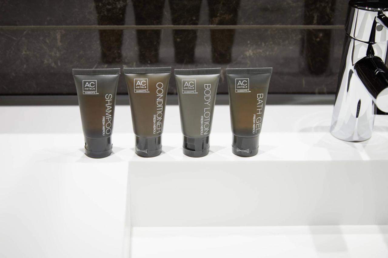 Ac Hotel By Marriott Madison Downtown Bagian luar foto