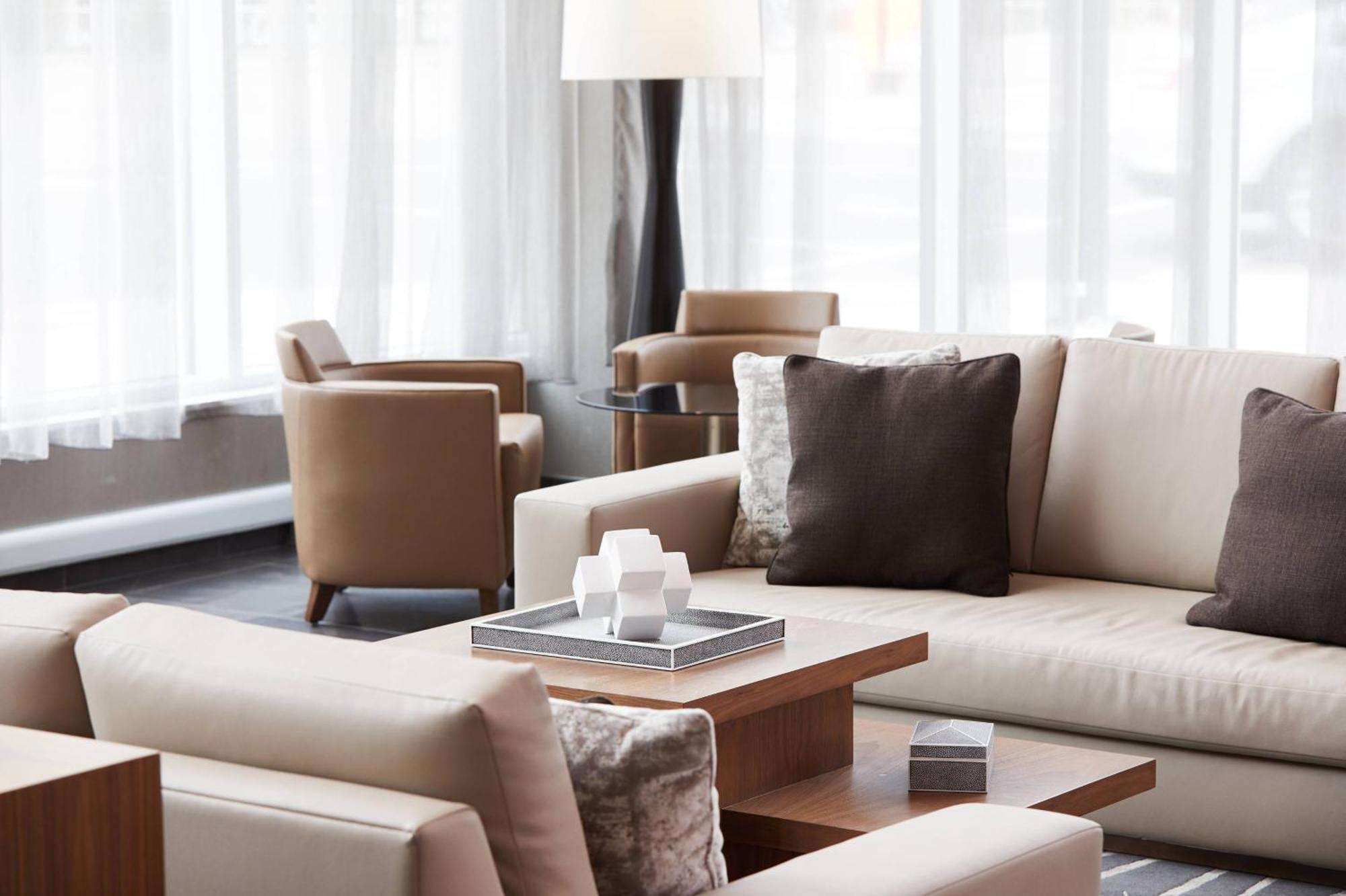 Ac Hotel By Marriott Madison Downtown Bagian luar foto